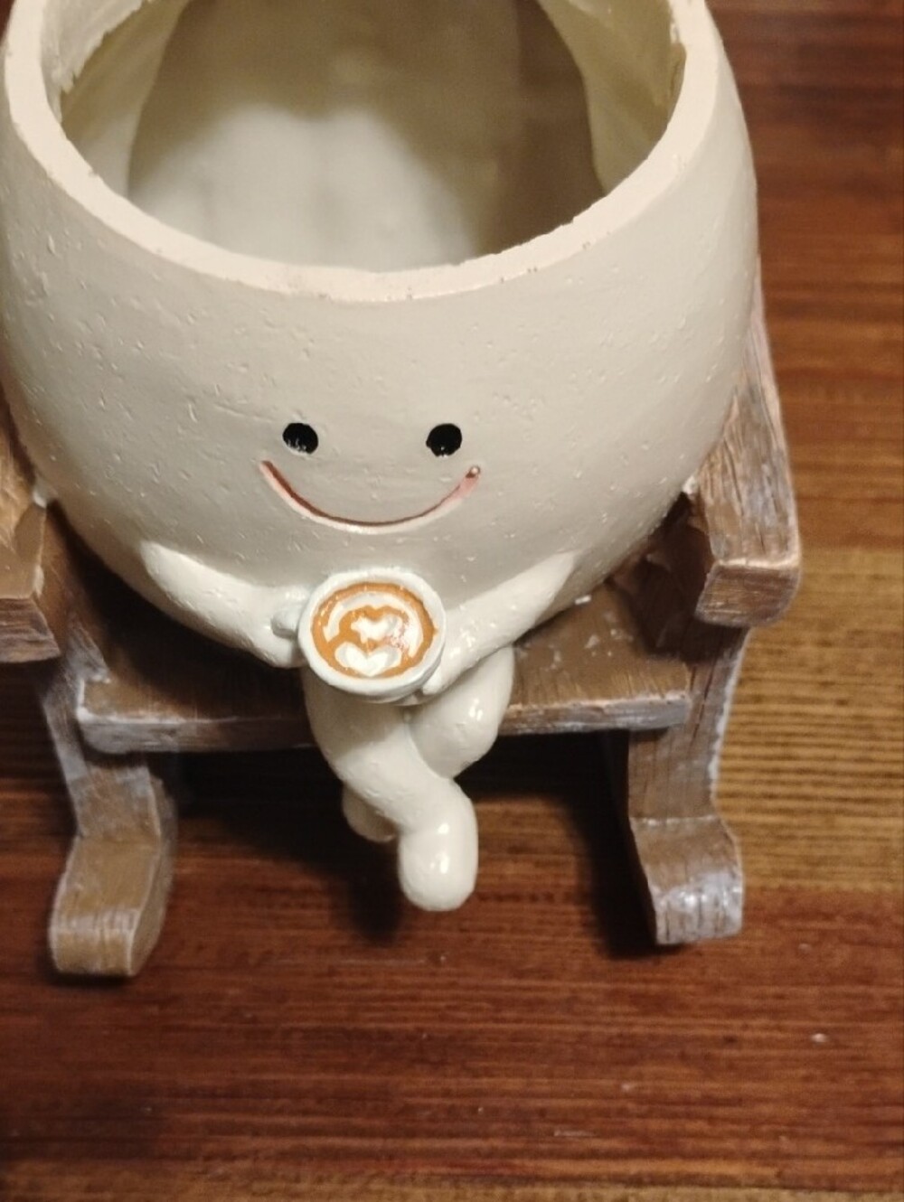 5/$20 New Cute Cream Rocking Chair  Planter With Smily Face And Coffee Accent - Picture 6 of 8